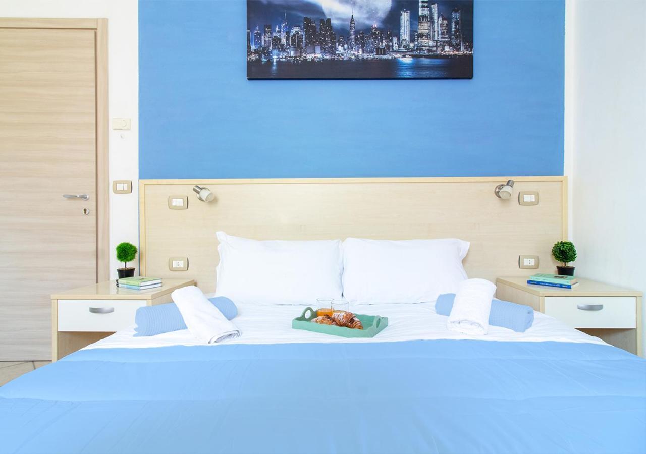 Athena Rooms - Parcheggio Privato 博洛尼亚 外观 照片