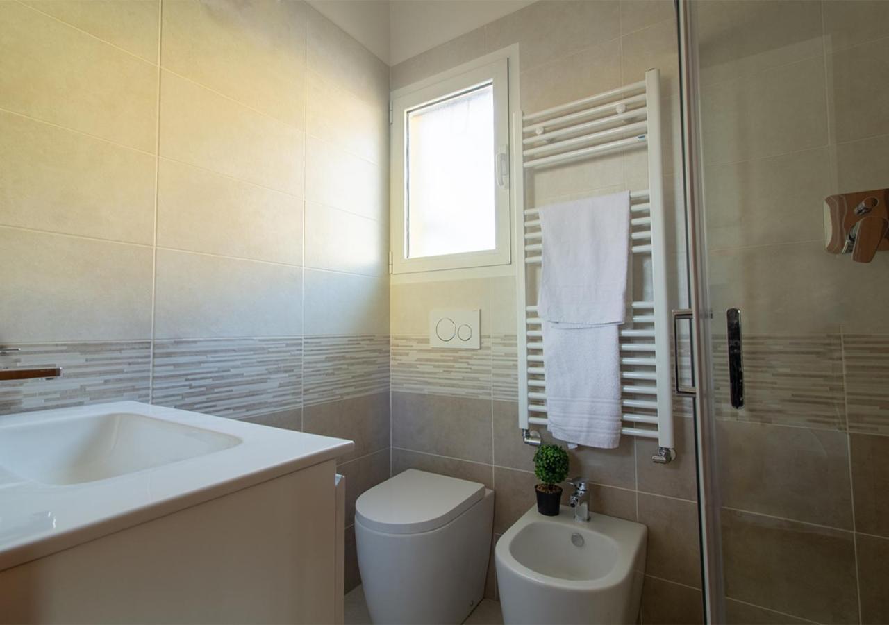 Athena Rooms - Parcheggio Privato 博洛尼亚 外观 照片
