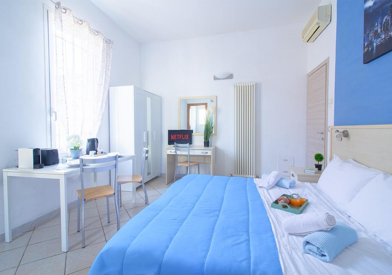 Athena Rooms - Parcheggio Privato 博洛尼亚 外观 照片
